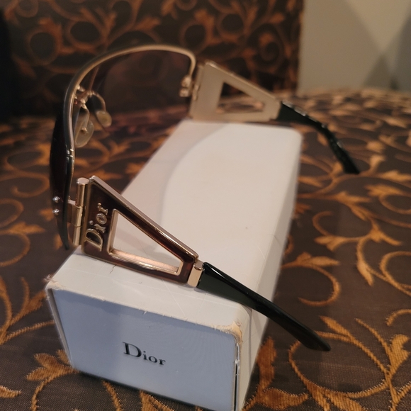 Dior Sunglasses,DIOR STAMPED VINTAGE AUTHENTIC, PREOWNED - Picture 2 of 4